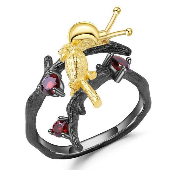 Jewelry - Women Ring Gold/Black Tone Branch and Snail Red
